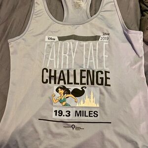 RunDisney tank. Zipper pocket on back